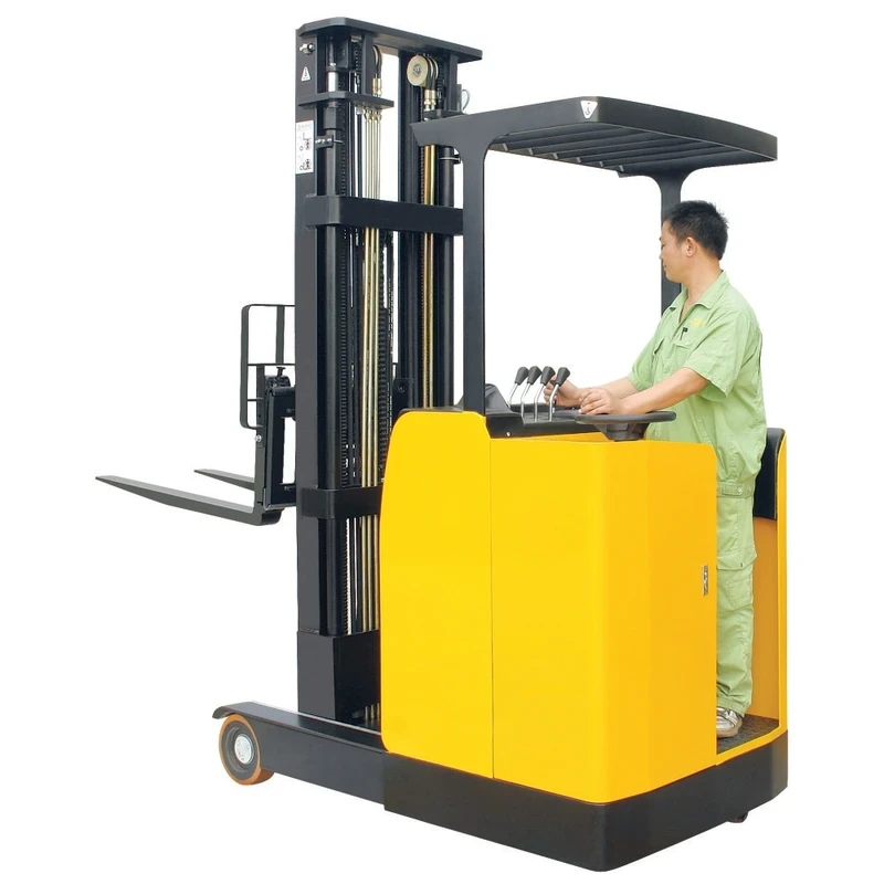 Stående motviktsskjutstativtruck (REV15ST) 1 500 kg, 3 000–6 200 mm